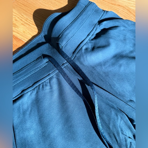 Lululemon ready to rulu jogger night diver size 4 - Picture 4 of 5